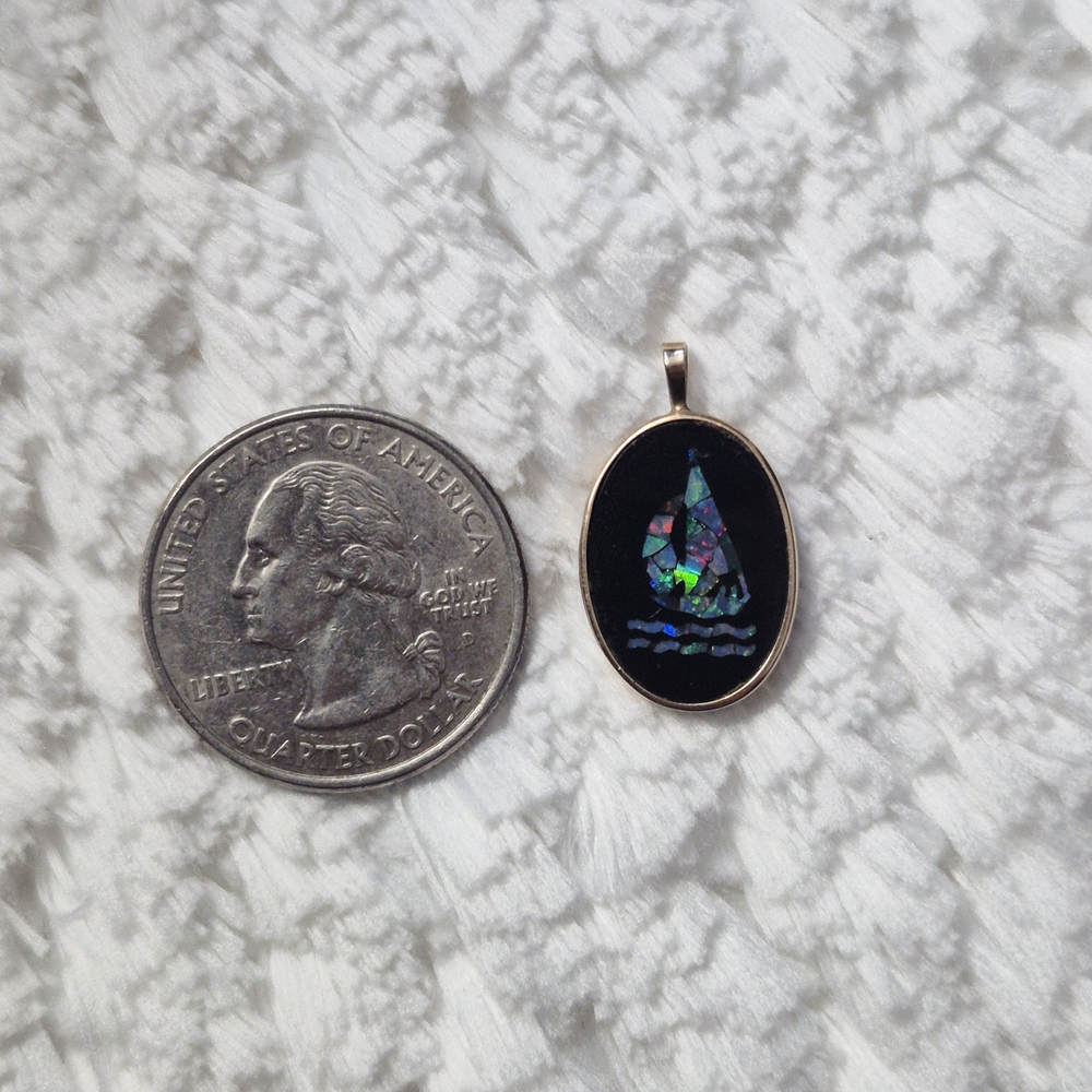 Vintage 14k Gold Onyx Sailboat Pendant - Picture 4 of 10